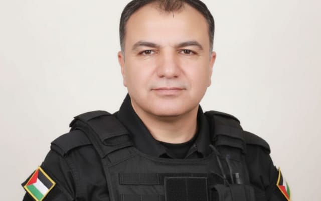 حسام الأسطل السلطة